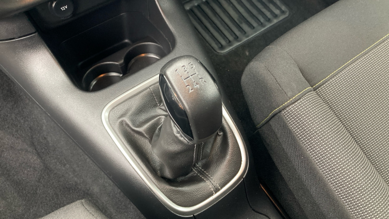 Citroen C3 1.2 PureTech Plus 5dr Petrol Hatchback